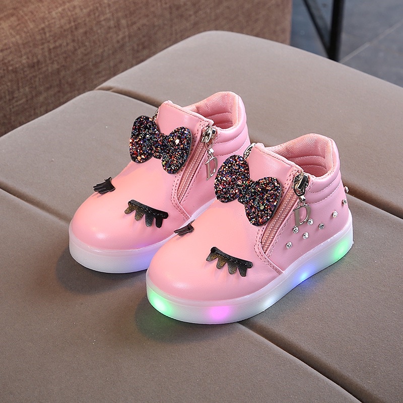 Sepatu Anak Perempuan  Cute / Sepatu Anak Perempuan LED / Sepatu Anak Perempuan Nyala/ Sepatu Anak Perampuan Cwek Lampu Warna Warni / Sepatu Sneaker Anak