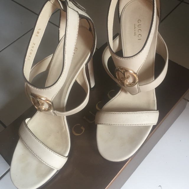 Sepatu High Heels Branded Wanita Gucci Leather white Original Second Mulus