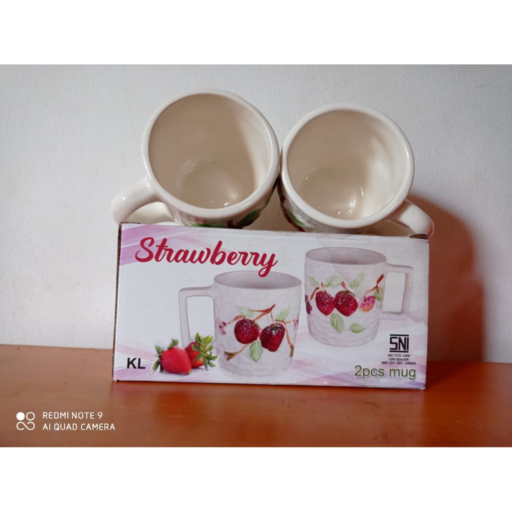 gelas mug Strawberry 2 pcs