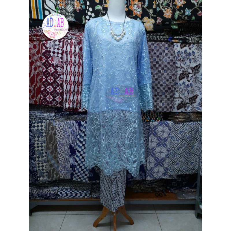 kebaya tunik tile bunga tumpal