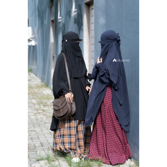 Dana Long Drees by aurahome