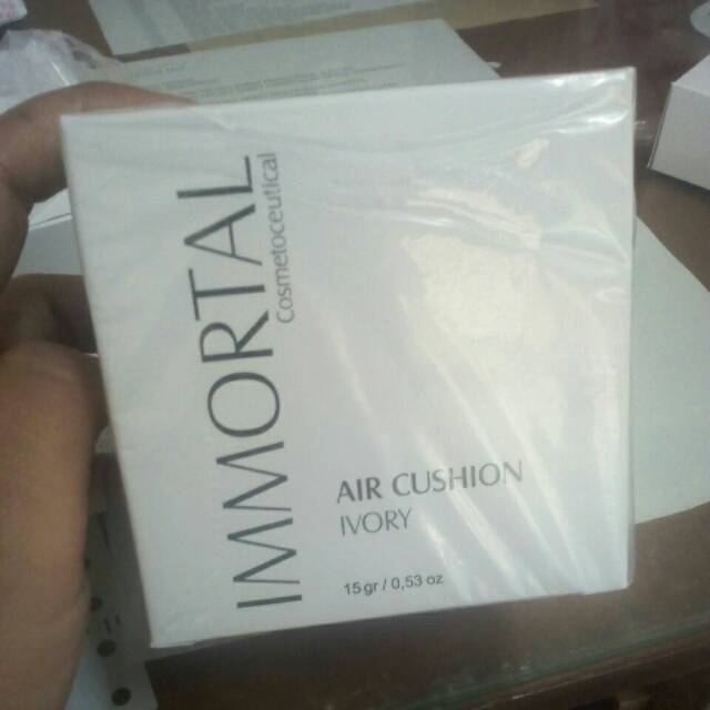 Immortal air cushion IVORY