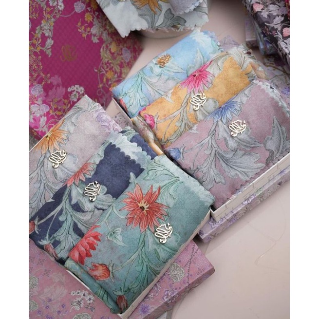 Esmee Scarf HL by Heaven Lights