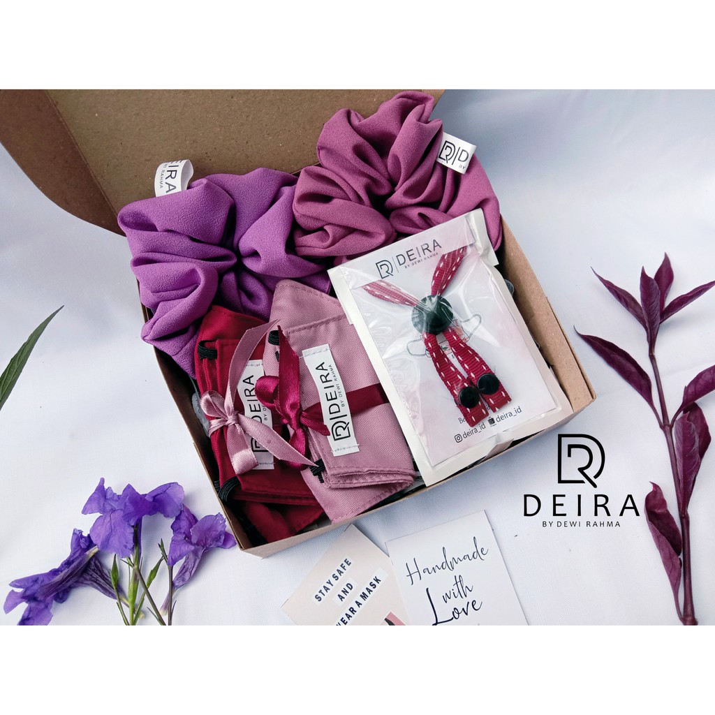 

PAKET GIFT DAILY 5 | HAMPERS HIJAB | GIFT BOX | GIFT MASK | KADO WISUDA
