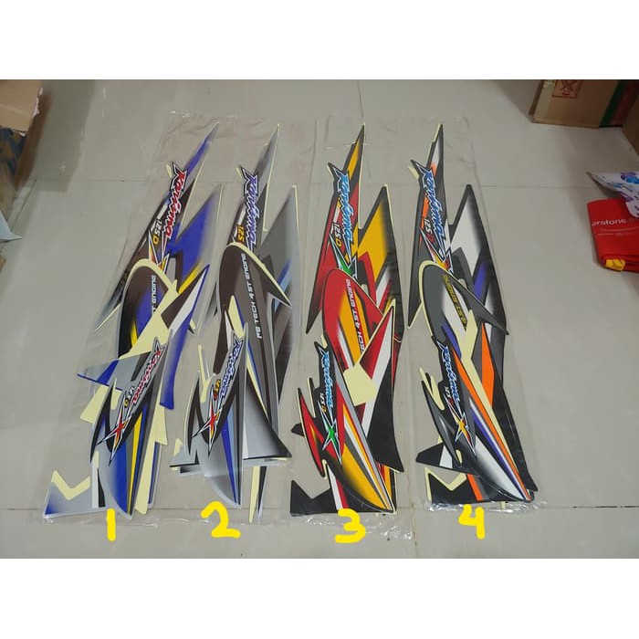 Striker Motor ORI&KW / Stiker Body & Lis Bodi & Striping Karisma 125 D 2005