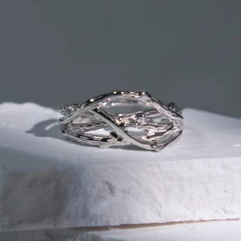 Cincin Model Terbuka Adjustable Desain Ranting Asimetris Gaya Korea