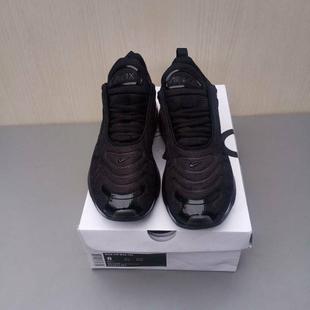 Nike 720 All Black