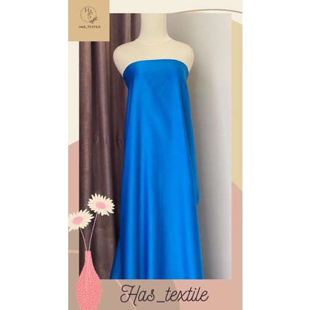 KAIN SATIN VELVET WARNA ROYAL BLUE BIRU ELEKTRIK BAHAN KEBAYA BAHAN BACKDROP