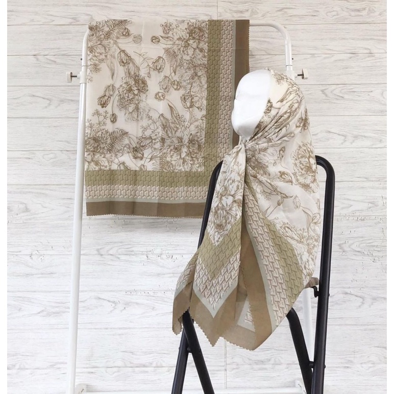 101 -150 KERUDUNG VOAL MOTIF SEGIEMPAT-124