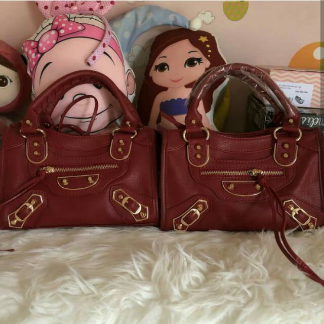 sling bag balenciaga small premium