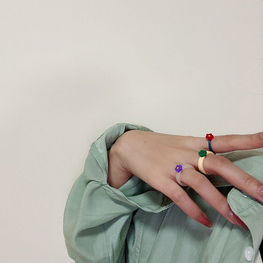 Needway  Transparent Acrylic Rings Elegant Resin Finger Rings Women Flower Cute Sweet Korean Girls Fashion Jewelry