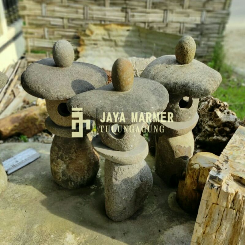 Kap Lampu Hias Taman Batu Kali