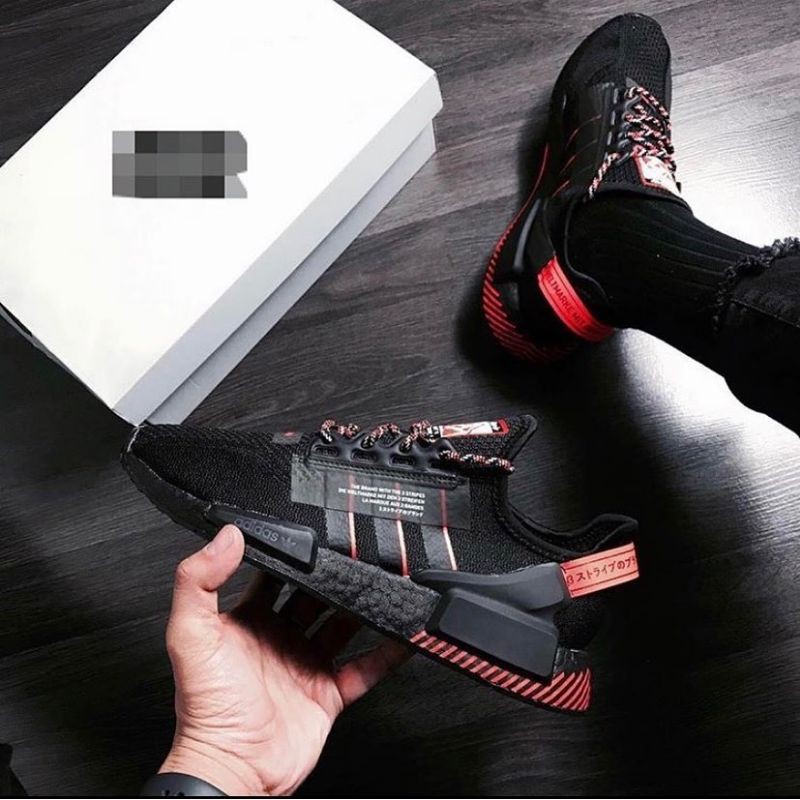 ADIDAS NMD R1 V2 BLACK SOLAR RED