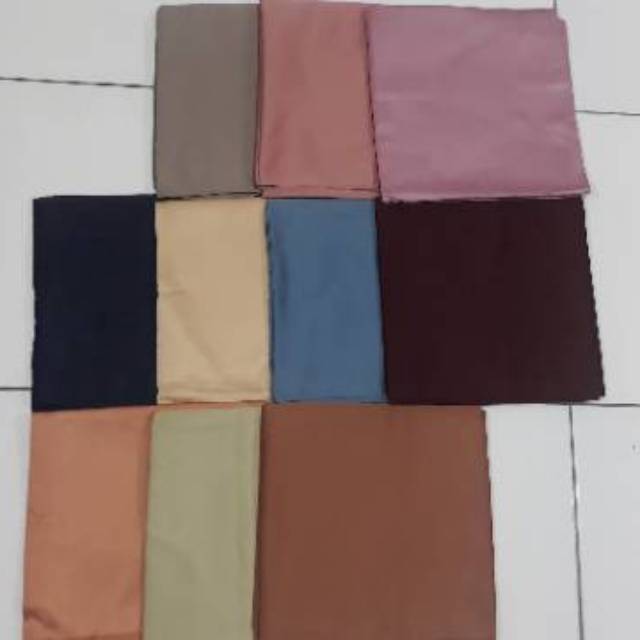 ROBERTO SATIN BY UMAMA