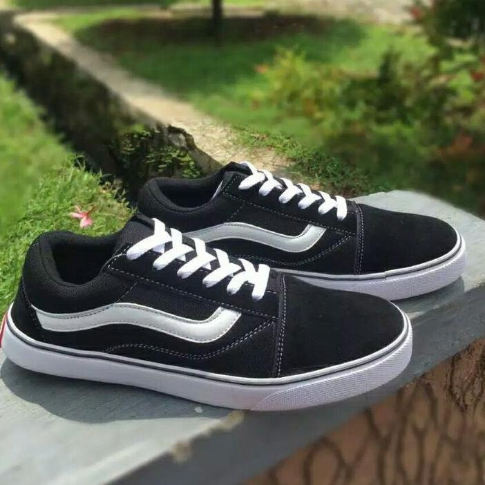 Sepatu Sneakers Kasual Sepatu Sekolah Hitam santai uk 36 - 43