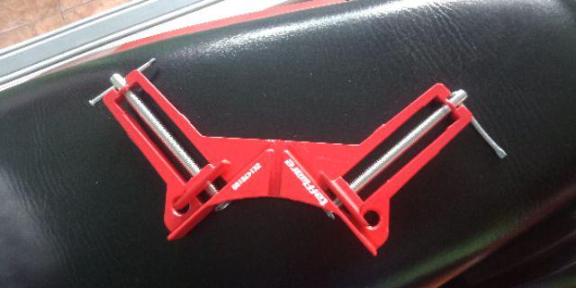 Cod Penjepit Sudut Frame Kaca Kayu Corner Clamp Angle 90 Derajat Max Range 75mm