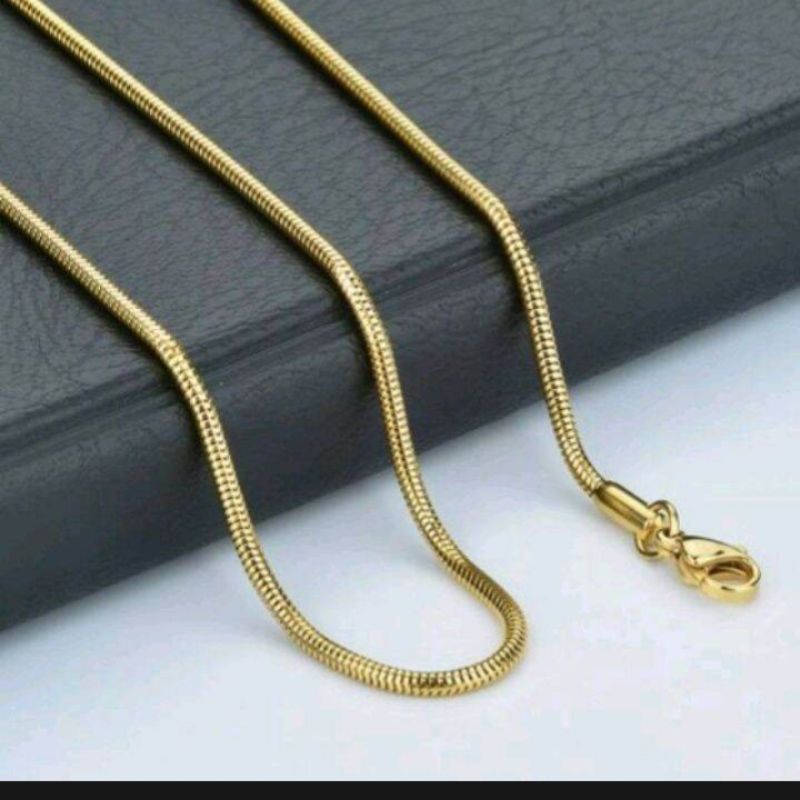 kalung titanium asli anti luntur anti karat,(kalung belut),kalung pria dan wanita,kalung perhiasan fashion wanita terbaru, perhiasan mirip mas asli, perhiasan berlapis emas 24 k,kalung Korea,