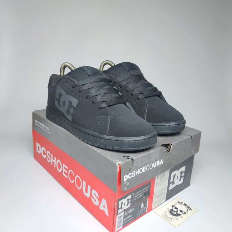 DC GAVELER ALL BLACK