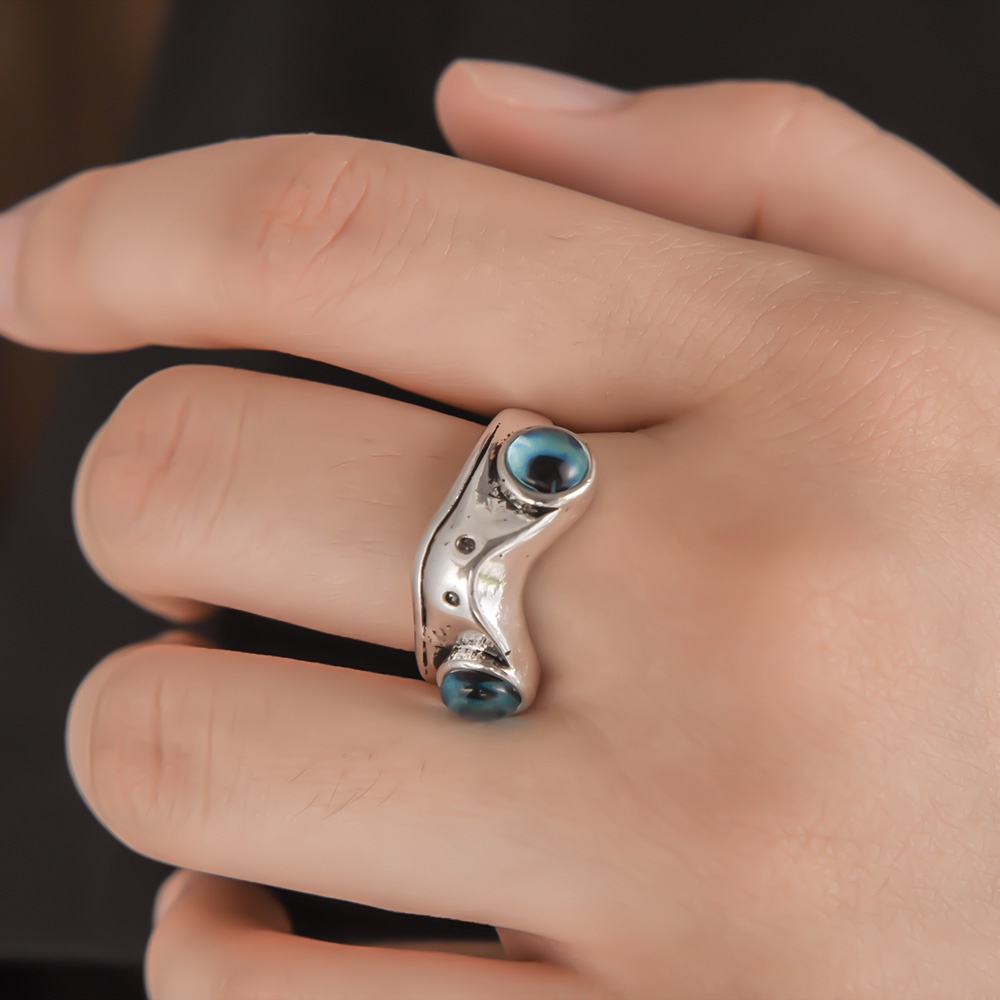 Cincin Model Terbuka Adjustable Desain Katak Mata Biru Gaya Vintage Untuk Unisex