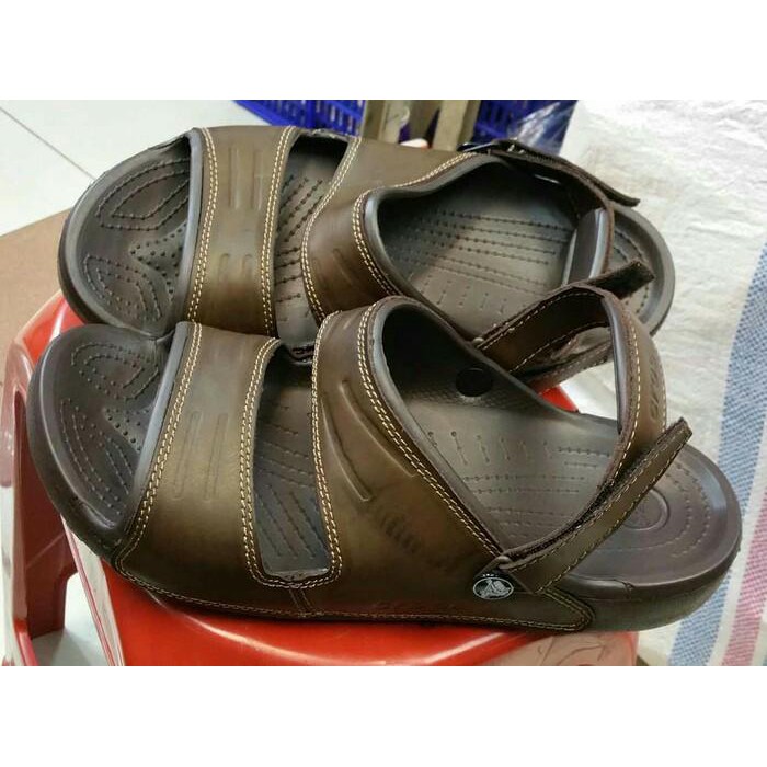 crocs sandals with backstrap