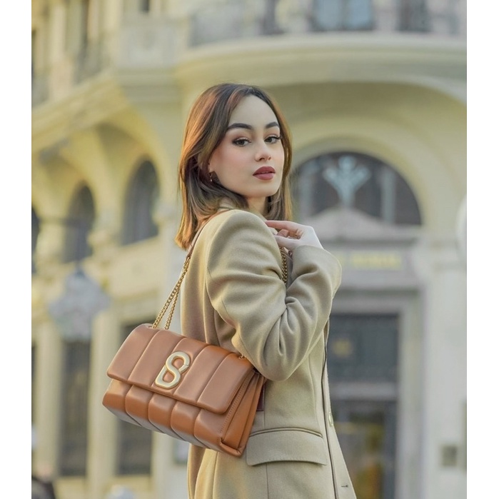 Buttonscarves Nora flap bag Caramel