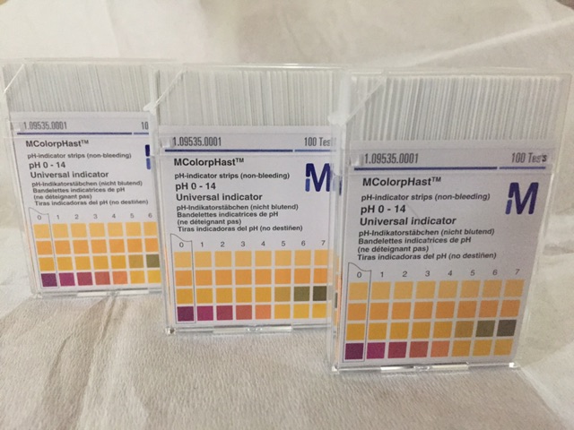 Indikator Universal / PH universal/Kertas ph Merck Universal PH 0-14 / Lakmus/ pH Paper merck