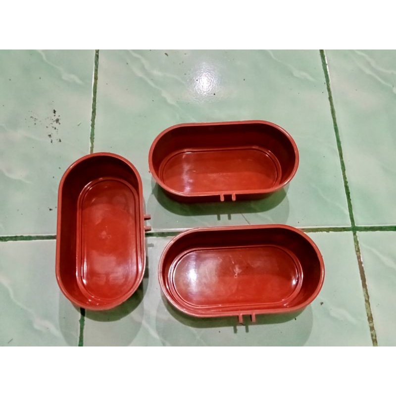 Cepuk Tempat Pakan & minum Burung Merpati Ayam DLL