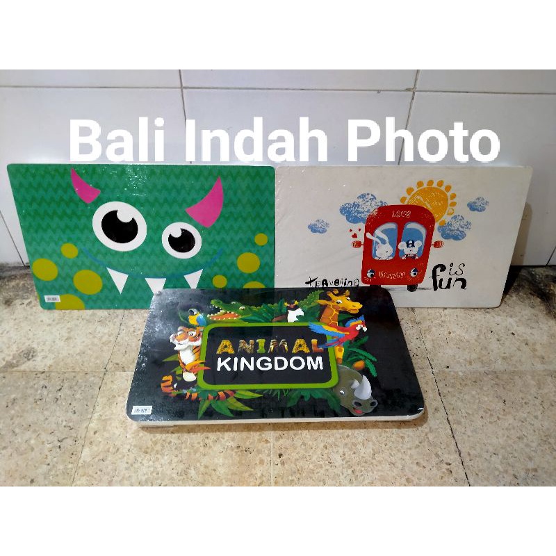 

Meja Belajar Anak Karakter Kartun