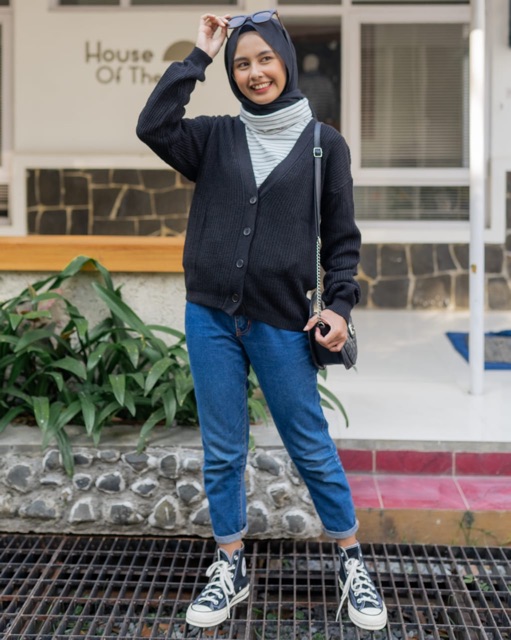 Wolly Crop // Cardigan Rajut Crop || By @stripetee_mrln-5