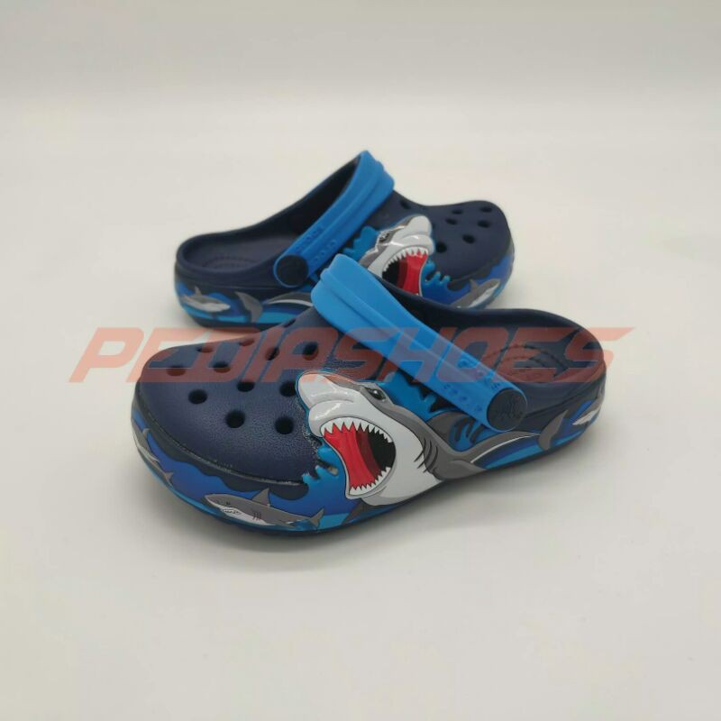 SENDAL ANAK FUN LAB SHARK CLOG KIDS and JUNIOR / SANDAL ANAK CROC SHARK HIU CROCS