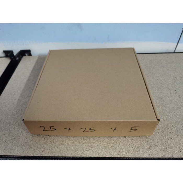

Kardus Diecut Pizza Polos - 25x25x5 TERMURAH
