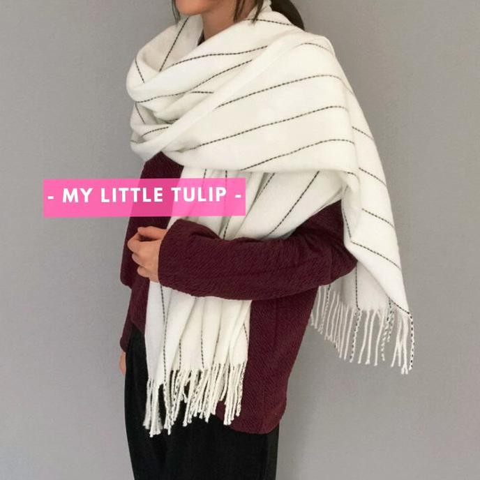 Syal Winter Cowok Cewek Pria Wanita Tebal Putih Garis Simple Bagus