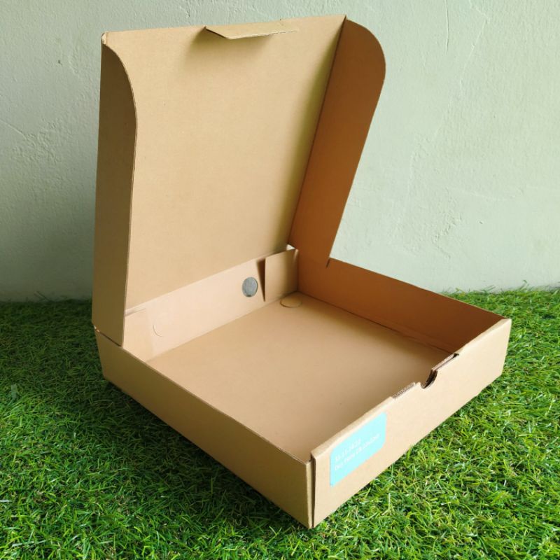 

RB @10pcs Dus Box 22x22X5/ Dus Kue Tart / Dus hampers 22x22x5