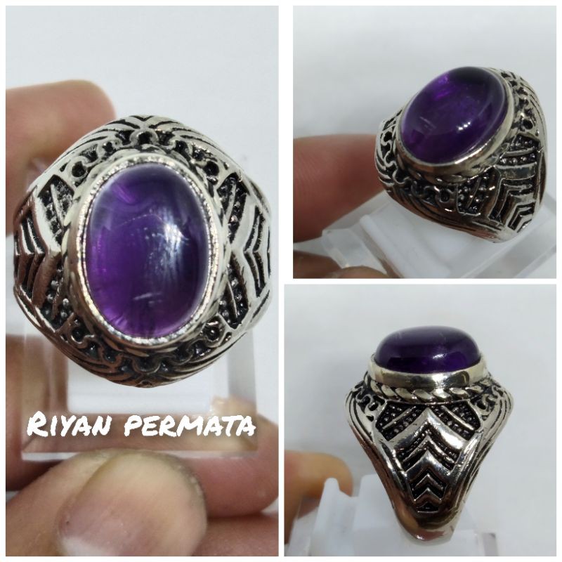 Batu cincin kecubung ungu