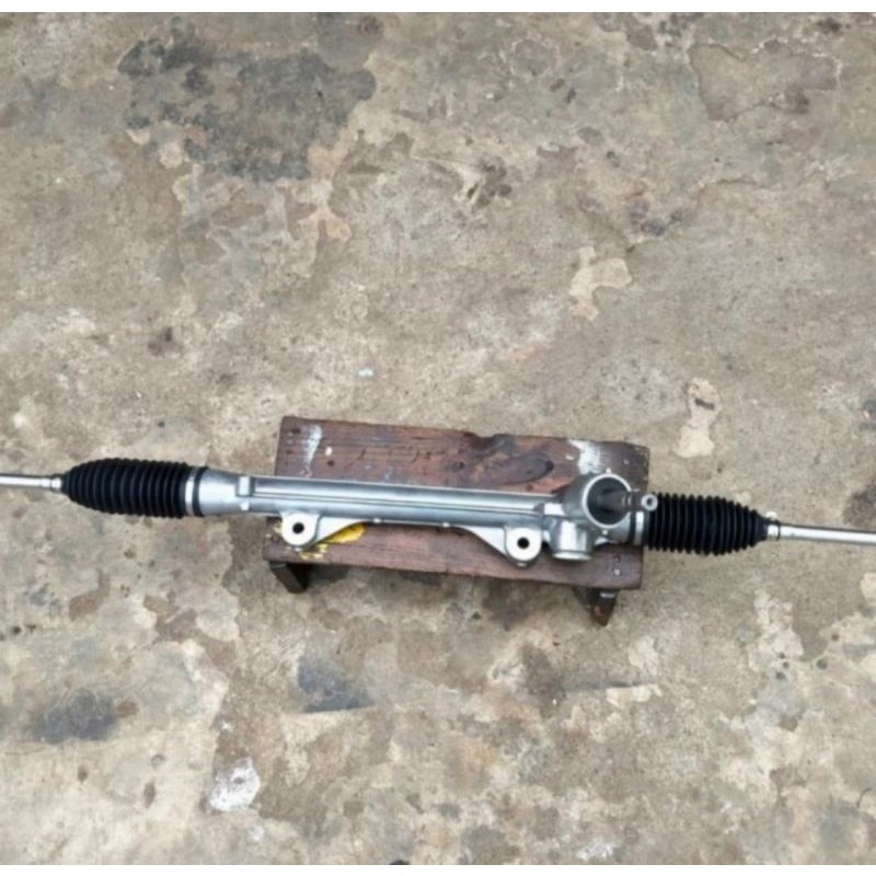 rack steering / rack steer / rack power steering calya sigra original