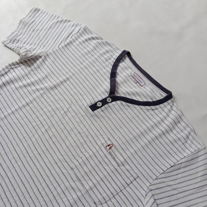 baju kaos/ tshirt hush puppies second bekas preloved