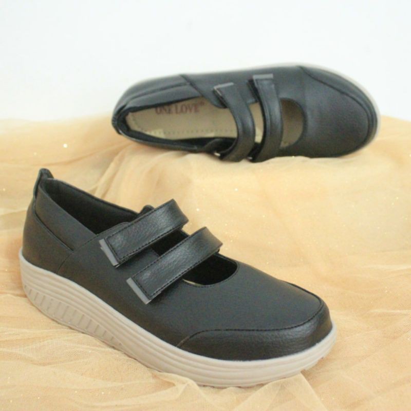 SEPATU ONELOVE SNEAKER TERBARU TERMURAH DARI ONE LOVE 100% ORIGINAL BISA KOMBINASI ATAU POLOS