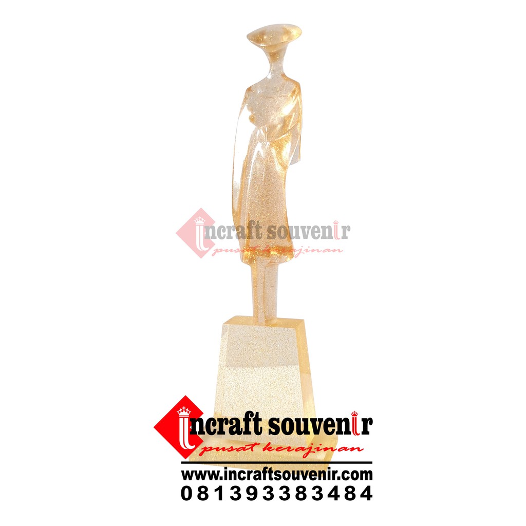 Plakat Souvenir Patung Wisuda Resin PW7