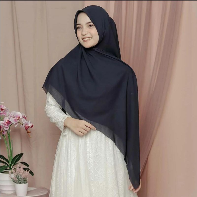 HIJAB BELLA SYARI 130/130_BELLA SQUARE JUMBO PREMIUM