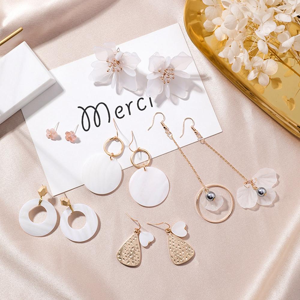 Lily Resin Anting Wanita Geometris Transparan Bunga Panjang Menjuntai Drop