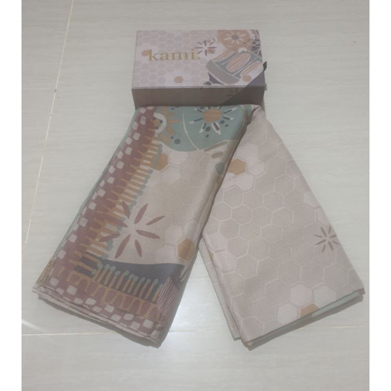 new kamiidea scarf hadiya acacia