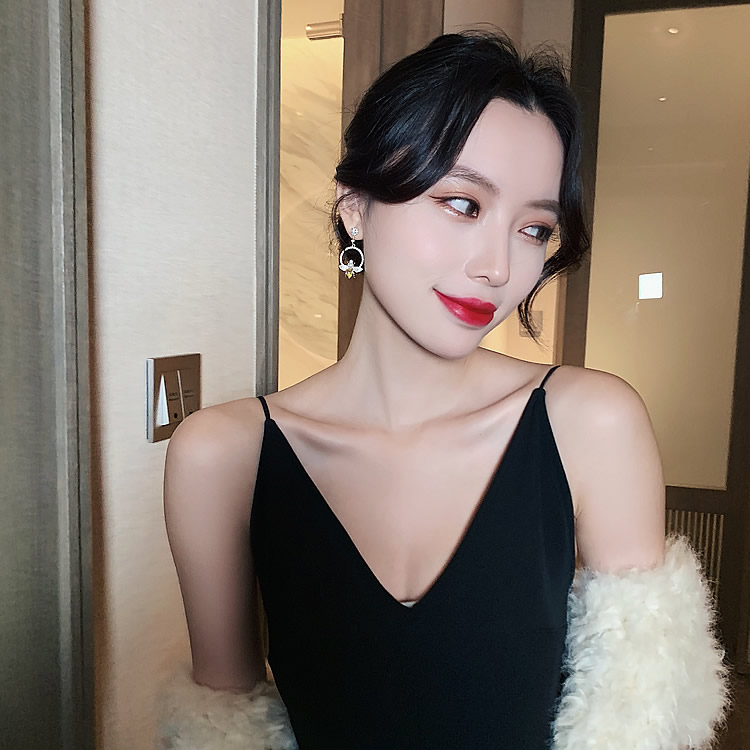 Anting Tusuk Sterling Silver 925 Desain Lebah Hias Berlian Imitasi Gaya Korea Untuk Wanita