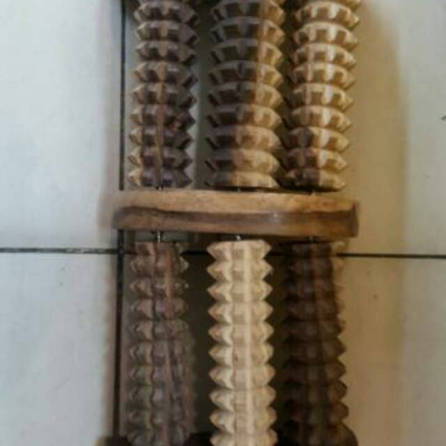 Alat Pijat Kaki Kayu Sonokeling 6 Gerigi/Alat Pijat Kaki Refleksi Kayu
