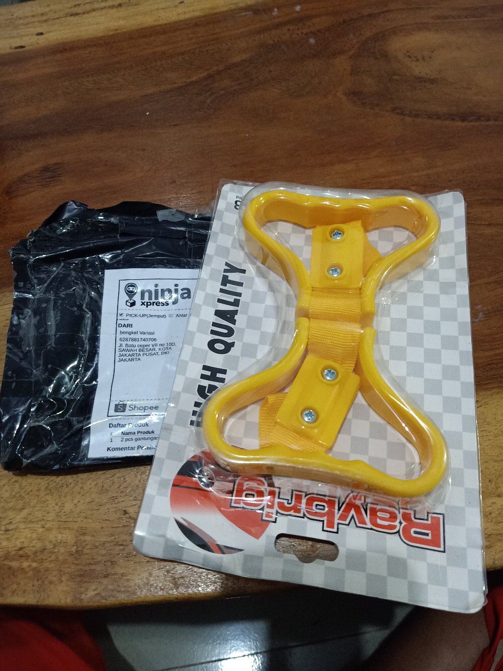 2 Pcs Gantungan Pegangan Busway Kuning