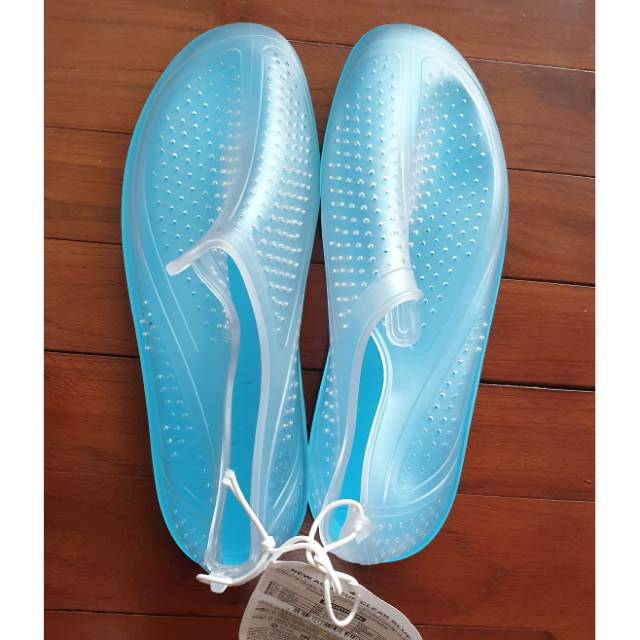 Sepatu Renang/Sepatu Pantai Decathlon