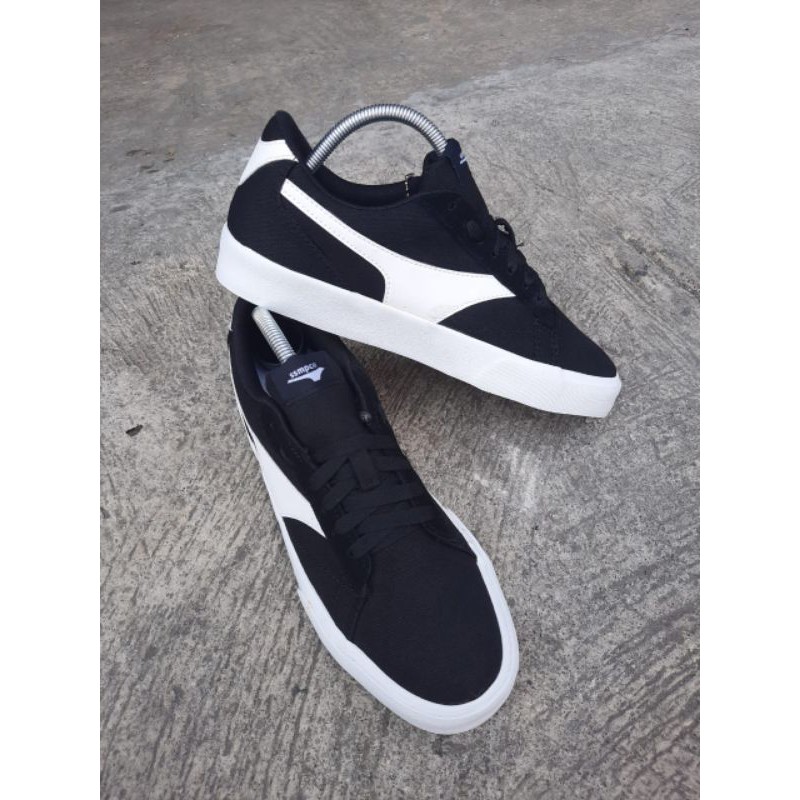 SSEMPAC GAELER LOW BLACK WHITE SEPATU CAMPESS GAELER BLACK WHITE LOW ORIGINAL SEPATU SEKOLAH HITAM