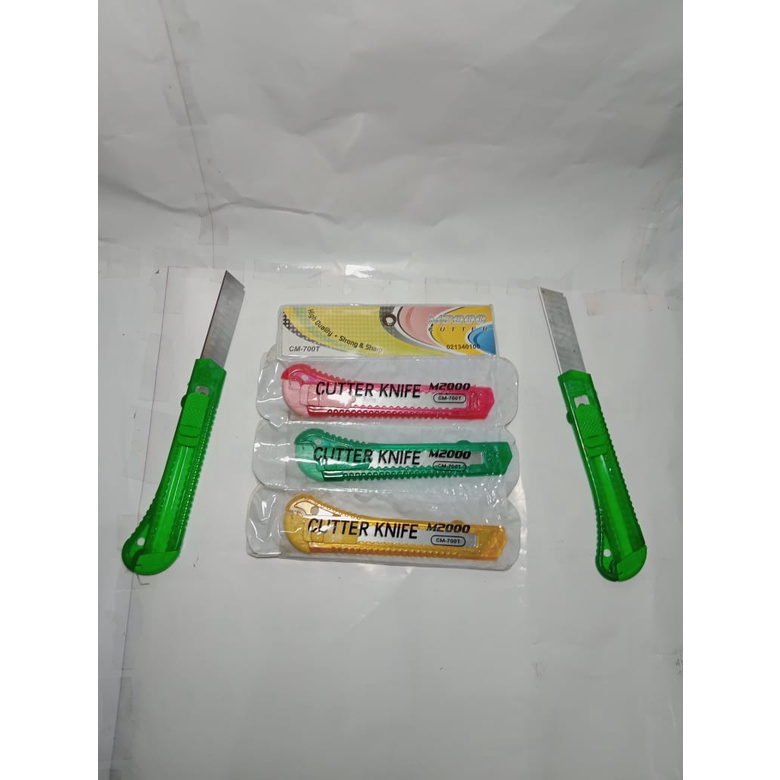 

Pisau cutter/ kater knife besar murah plastik renceng/ hanger