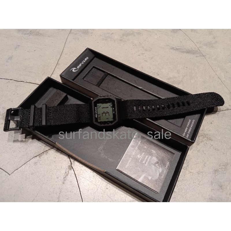 Jam Tangan Ripcurl Atom Digital Black Webing