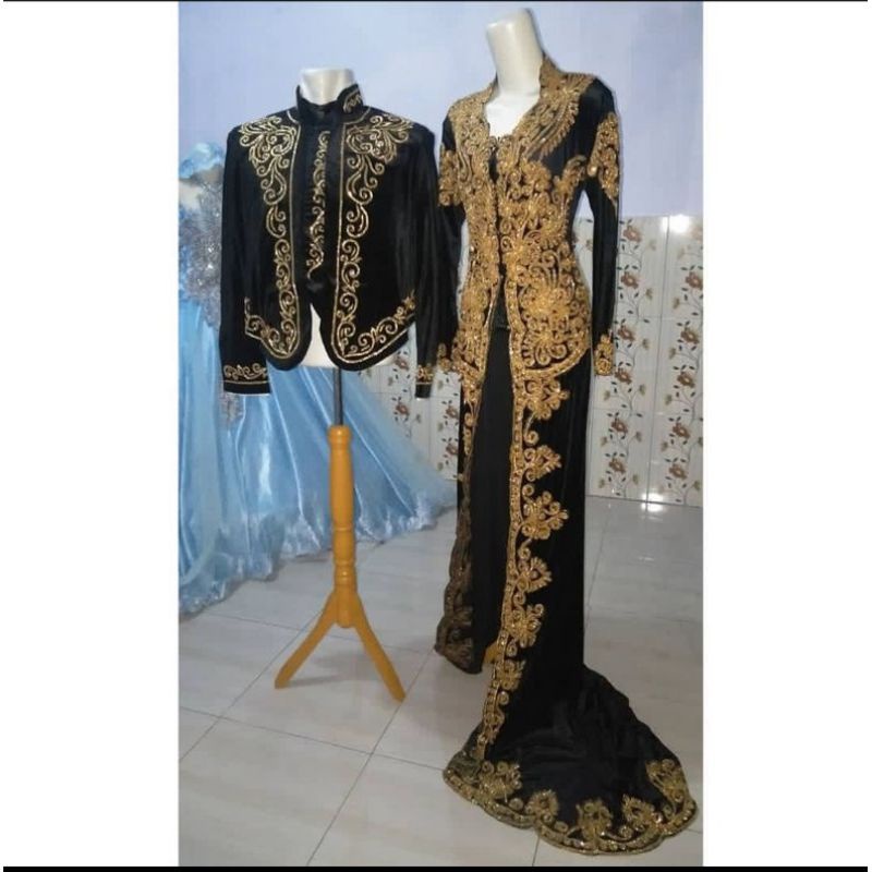 Preloved Kebaya bludru pengantin