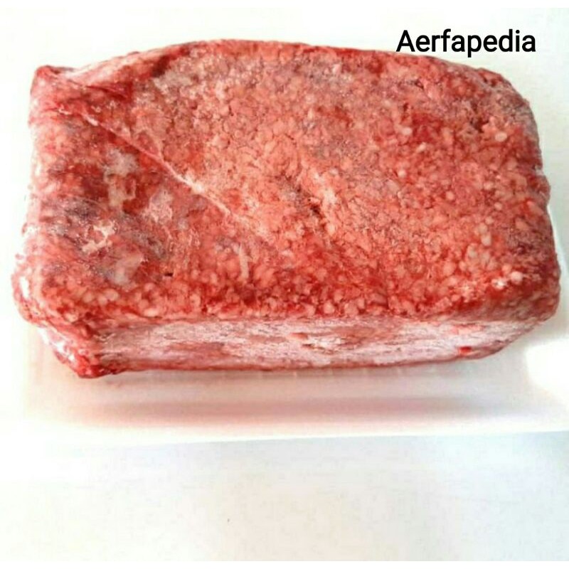 

Daging giling sapi untuk martabak, lumpia